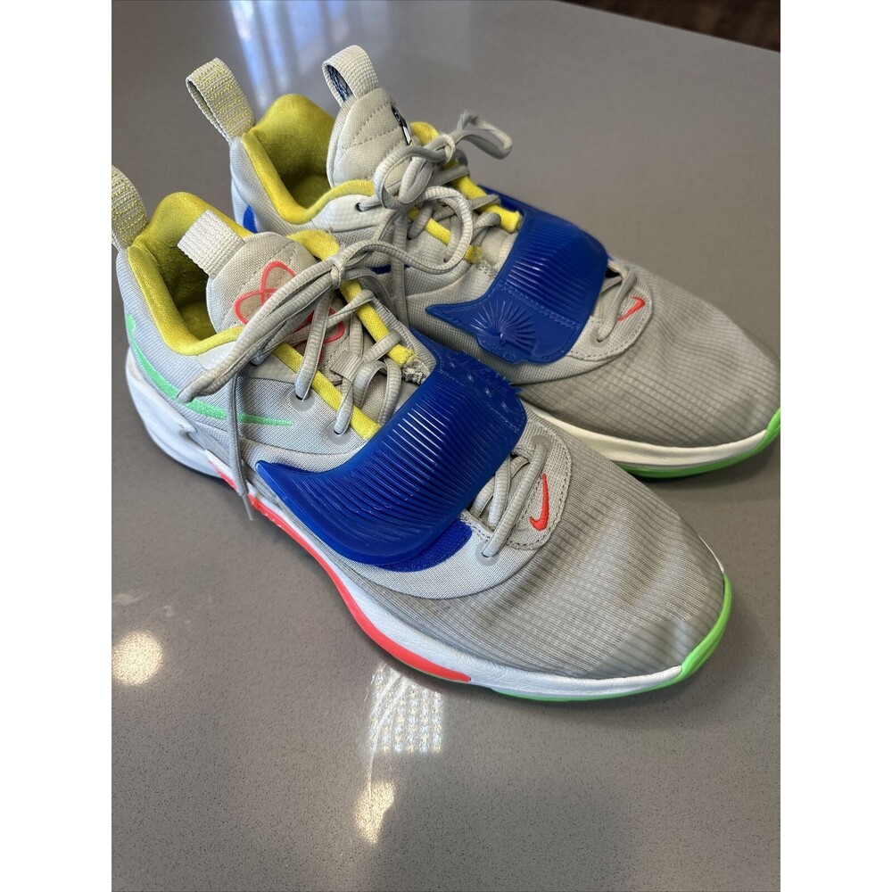 *Size 11 Nike Mens Air Zoom Freak 3 Gray Blue Pink Green Yellow Cream DA0694 100